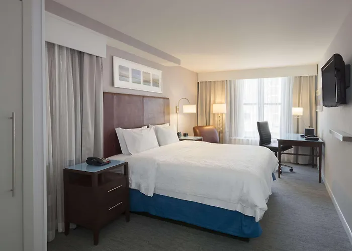 Hampton Inn Manhattan-Seaport-Financial District